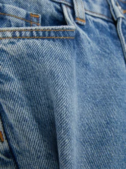 Vaqueros De Pernera Ancha Abierta