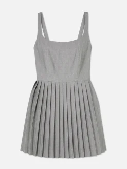 Vestido Corto Evasé Plisado De Rita Ora