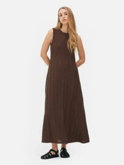 Vestido Largo Texturizado A Rayas Sin Mangas