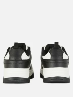 Zapatillas Con Cordones Y Paneles En Contraste