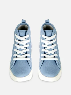 Zapatillas De Caña Alta Con Suela Gruesa Y Estrellas