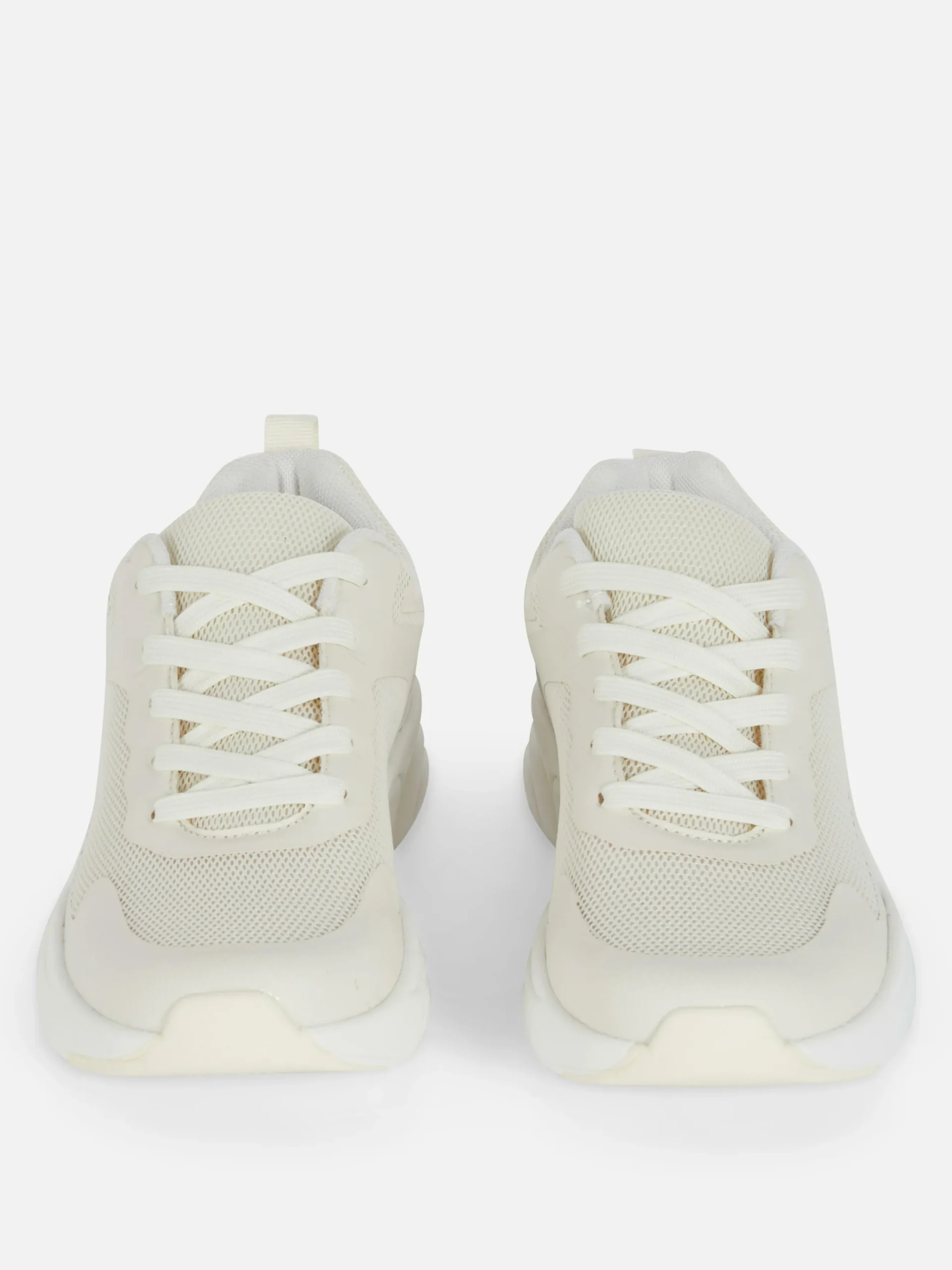 Zapatillas Deportivas Con Suela Gruesa Y Paneles